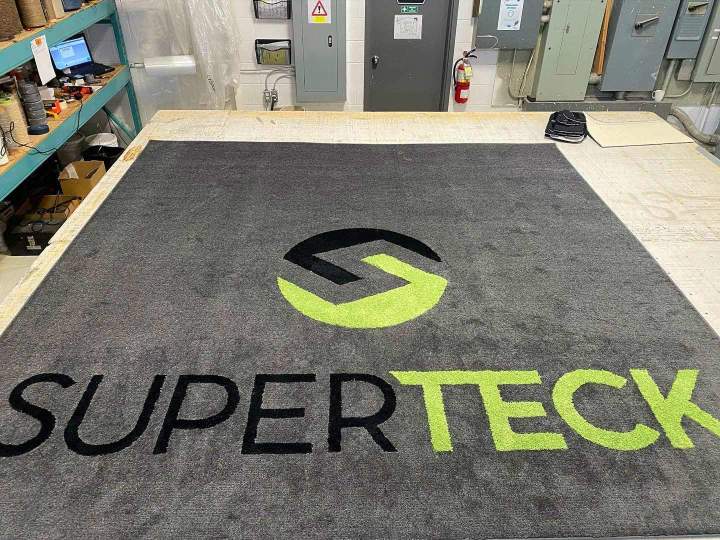 Carpette commerciale sur mesure Montréal